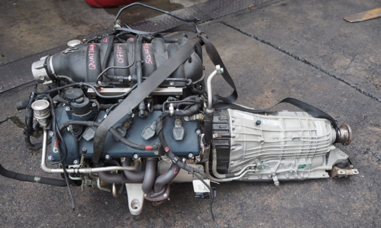 MASERATI QUATTROPORTE ENGINE WITH GEARBOX